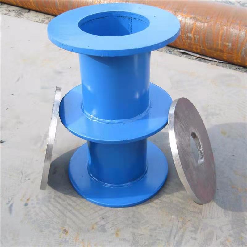 两侧防护刚性密闭套管 