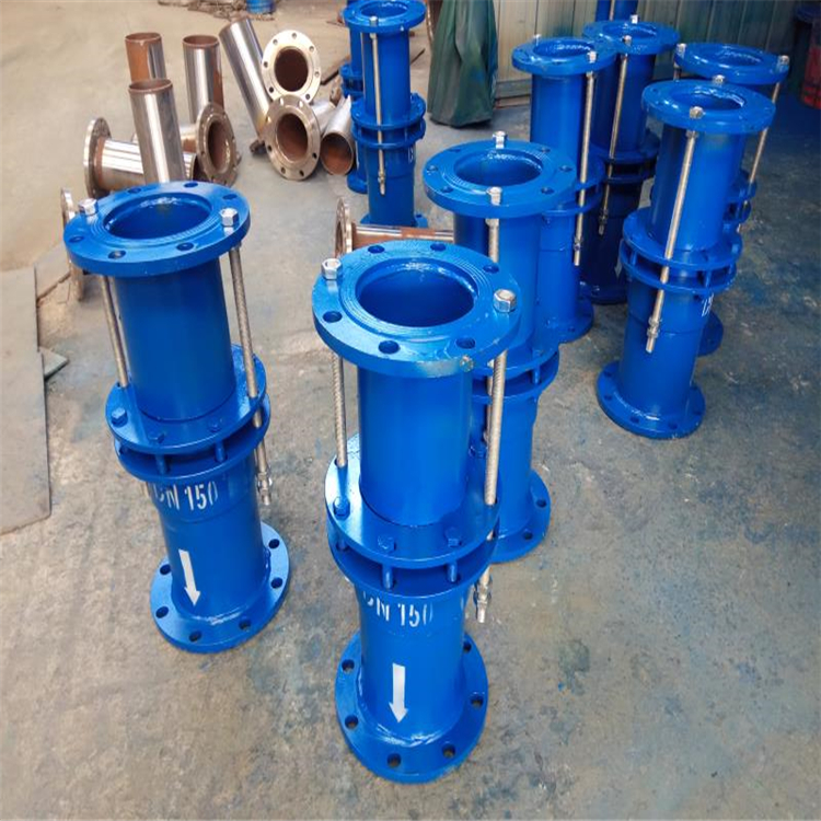 150法兰套筒补偿器