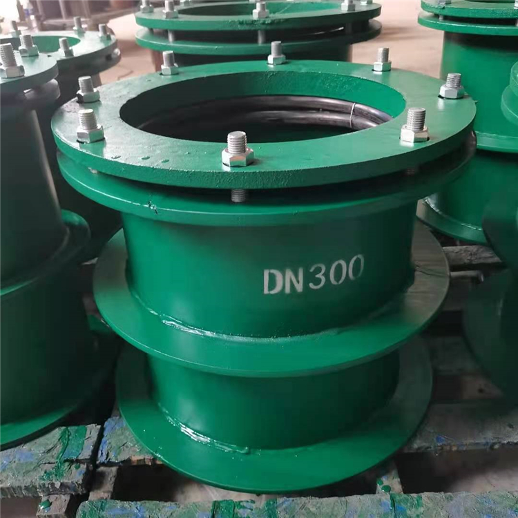 近标绿色柔性防水套管